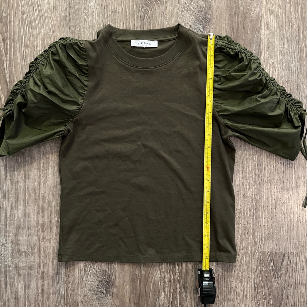 Frame Ruched Tie Sleeve Tee In Fatigue - Picture 7 of 7